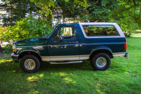 1993 Ford Bronco photo