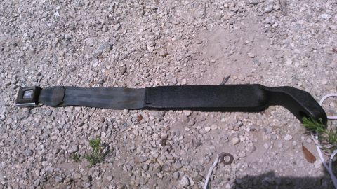 1990 Ford F-250 - pull it through most you can. may heat up the plastic lightly to make it more flexable. i left mine in the sun for a few minutes. flex the…
