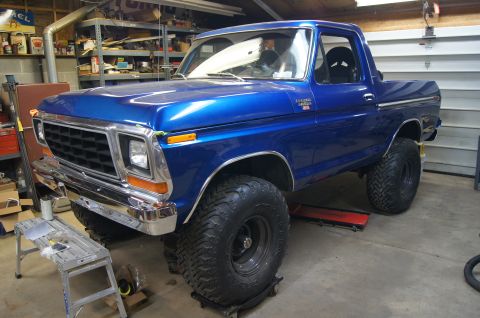 1979 Ford Bronco - hoods on not done with line up, but is looking good