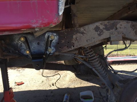 1996 Ford F-150 - oiling the hell out of the new rear spring hanger