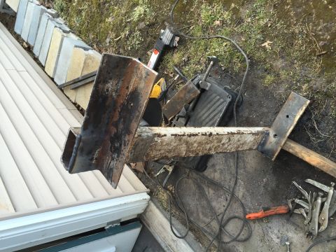 1996 Ford F-150 - crossmember with both frame support angles welded on.