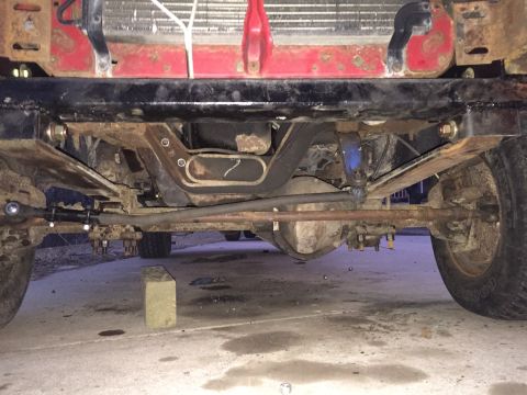 1996 Ford F-150 - 90s F350 drag link attached to 79 bronco center link. TRE hole where drag and center meet is at an up angle so it throws off the drag link…