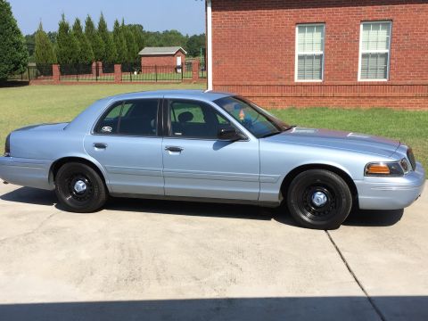 1994 Ford Crown Victoria photo