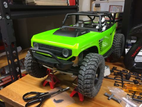 1989 Ford Bronco - This is a radio-controlled rock crawler model, not a 1989 Ford Bronco.