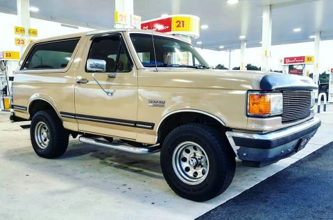 1987 Ford Bronco photo