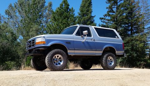 1996 Ford Bronco photo
