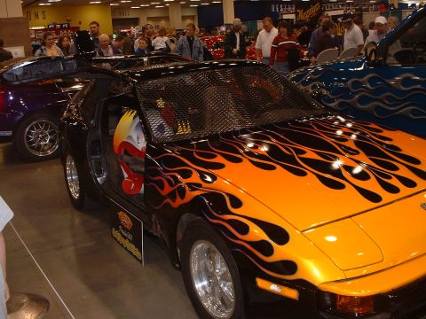 1999 Ford Crown Victoria - "Monster Garage" golf ball throughing Porche.