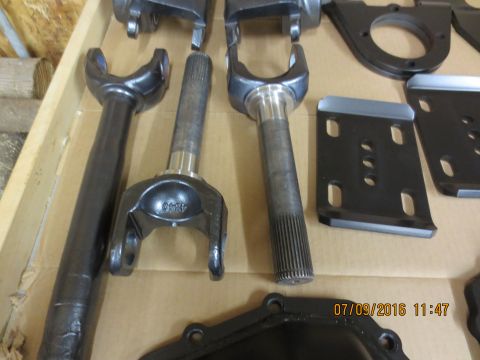 1986 Ford Bronco - 35 spline outers.