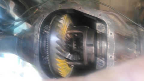1996 Ford Bronco - this axle was an odd 3.73 gear ratio with an open differential. i re-geared it to 4.10 gear ratio with a junkyard Trac-Lok limited slip. i…