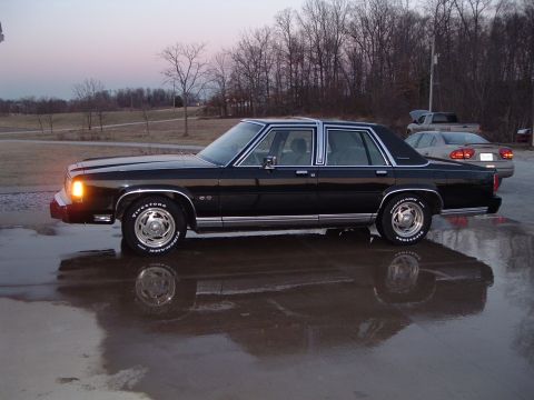 1989 Ford Crown Victoria LTD - 2