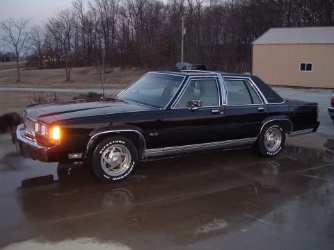 1989 Ford Crown Victoria LTD - 8