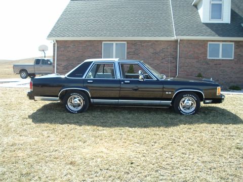 1989 Ford Crown Victoria LTD - 5