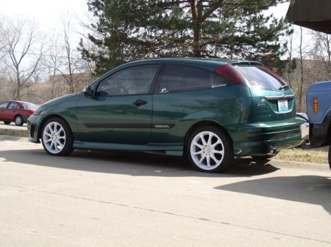 2001 Ford Focus photo