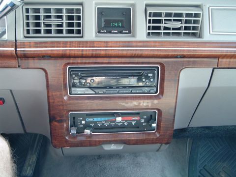 1989 Ford Crown Victoria LTD - 25