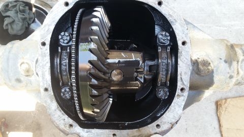 1992 Ford Bronco - Close-up view of the internal gears within a vehicle's differential housing.