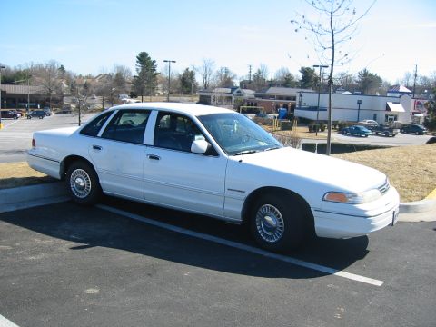 1994 Ford Crown Victoria photo