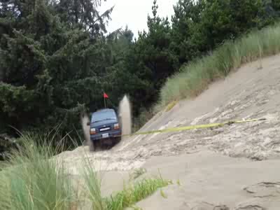 1993 Ford Explorer - Stuck on a quad trail.