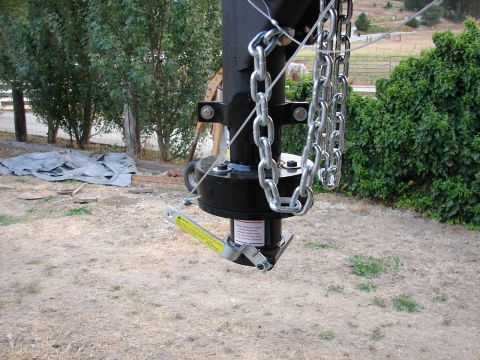 1973 Ford Ranchero - Geometry is wrong on pull cable transport could not unlatch hitch with out lifting handle manually