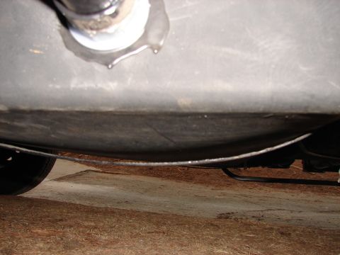 1973 Ford Ranchero - this is not supporting the tank and the edges seem to be stressing corners of the tank
