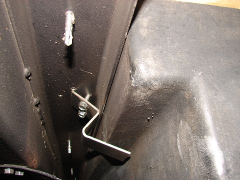 1973 Ford Ranchero - bracket dose not let the screws tighten down the angle of the bracket is causing it to cut/wear in to the tank