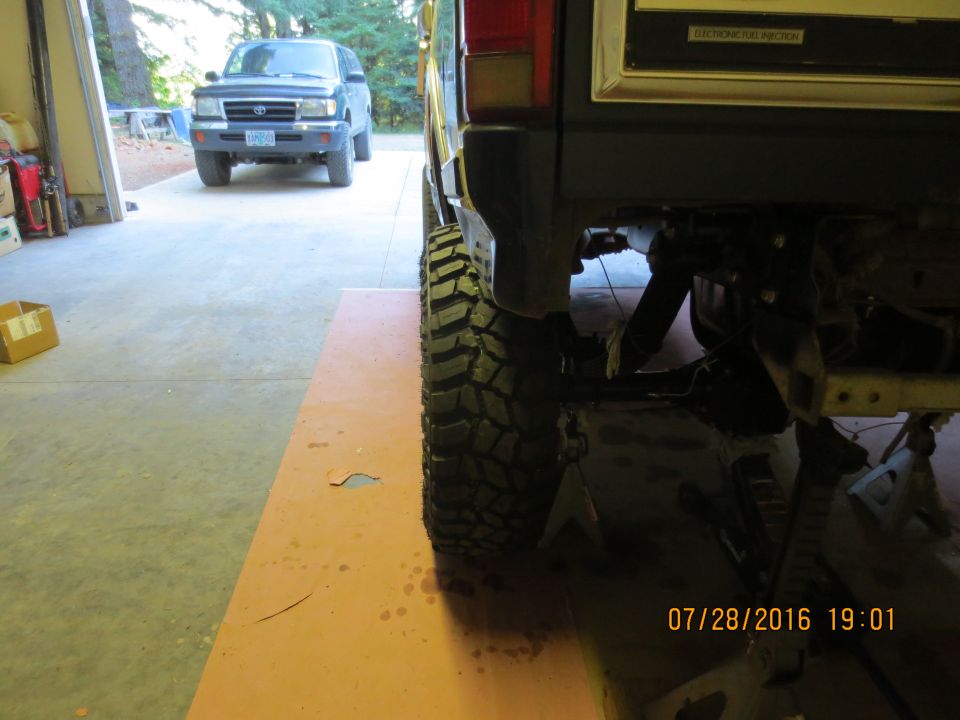 rear stance from the side. WMS of 14 bolt is 67" Rims are 17x9 with 4.75 of backspace with 12.50" wide tires.