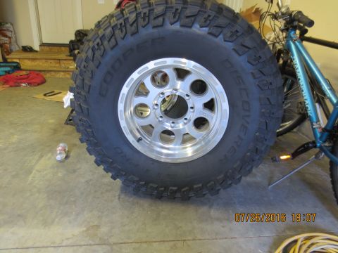 1986 Ford Bronco - mounted and balanced!