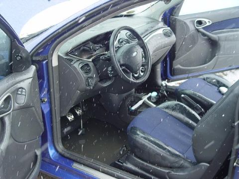 2002 Ford Focus photo