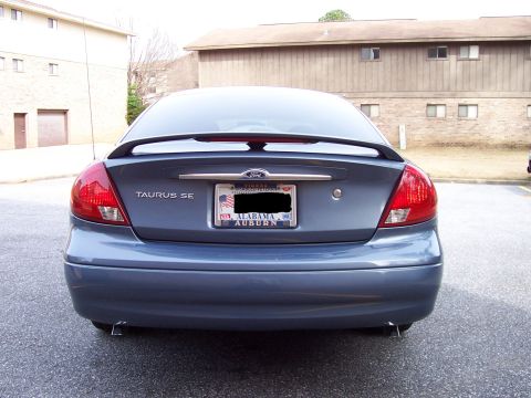 2000 Ford Taurus photo