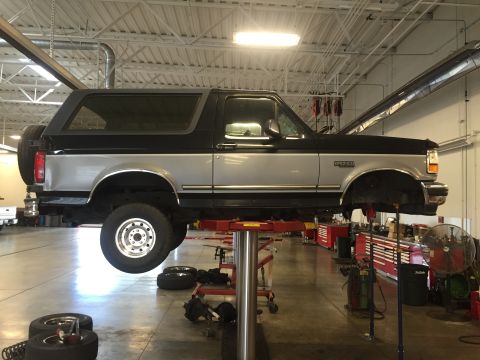 1995 Ford Bronco - Front suspension stripped off to install 4"rancho lift