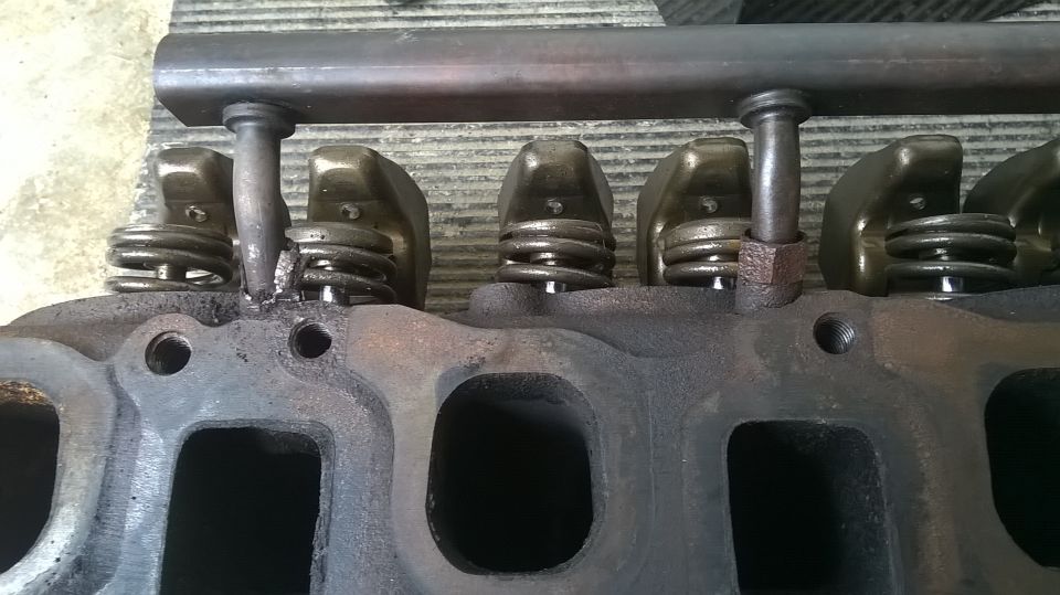 Broken ferrell nut on #6 cyl.