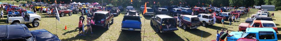 The show at The Val-Du camp grounds in panoramic view.