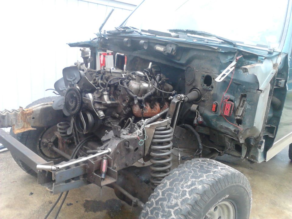 only pic i have that shows the coil and shock tower