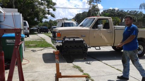 1996 Ford Bronco - getting ready to swap the new engine in