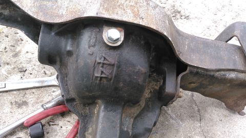 1996 Ford Bronco - while this is not part of the lift, i did this during the lift while the axle beams were out. I regeared the front axle from 3.55 stock to…