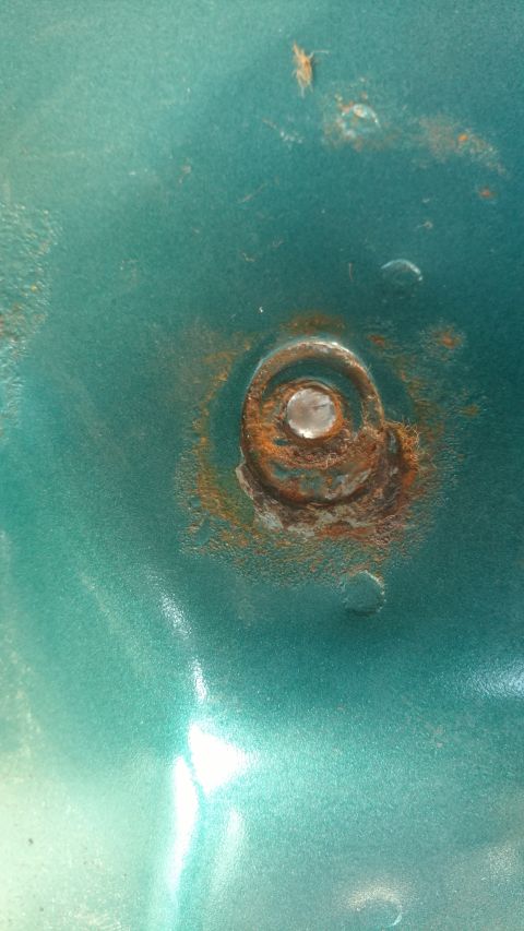 1996 Ford Bronco - Well this is gonna suck! One of two seat mounting bolts that broke off. Both were the outside bolt. $#@/ Rust.