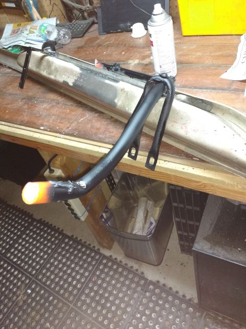 1996 Ford Bronco - Forgot to take a picture during the work but I cut off one of the original U support pipes and bolted it into my pipe for a little extra su…