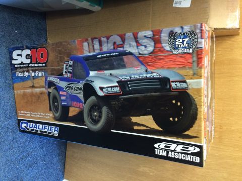 1989 Ford Bronco - The box art depicts an RC 1:10 scale short course truck, labeled SC10 Short Course Ready-To-Run.