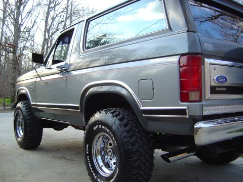 3/3/04 - 1986 Ford Bronco
