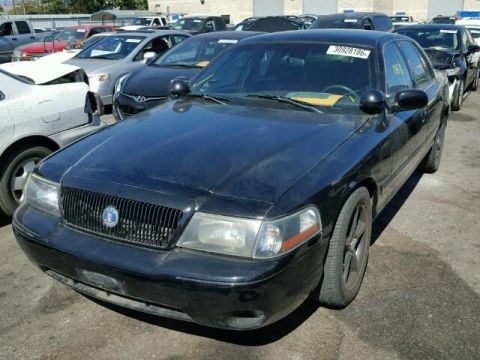 2003 Ford Crown Victoria photo