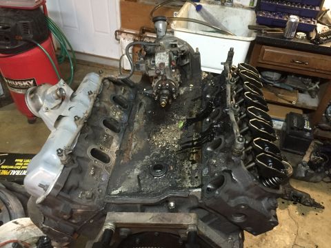 1995 Ford Bronco - Tearing the 7.3 IDIT down
