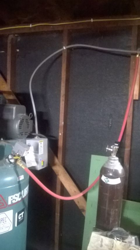 1984 Ford Bronco - air compressor
