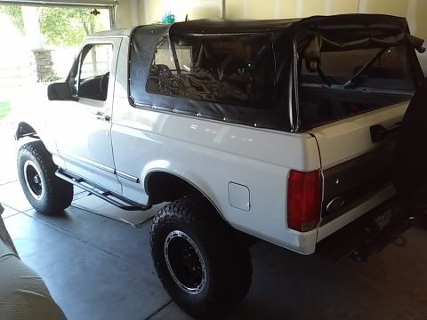 1995 Ford Bronco photo