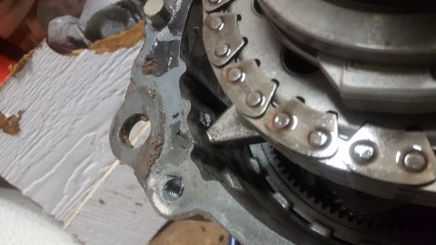 1991 Ford Bronco - That channel is not supposed to be there.