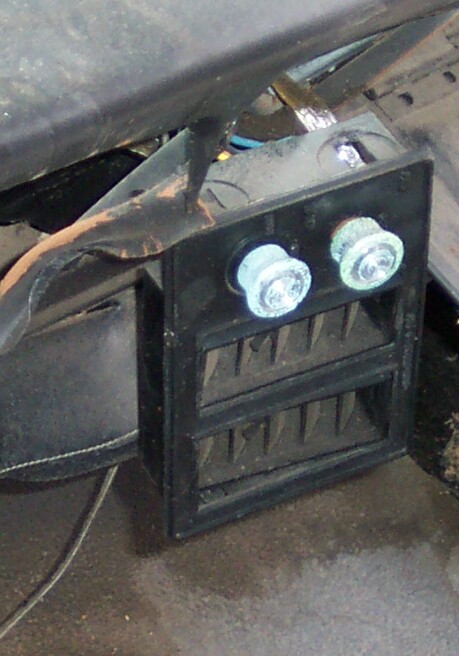 1978 Ford Bronco - Odd AC switch in the shag truck