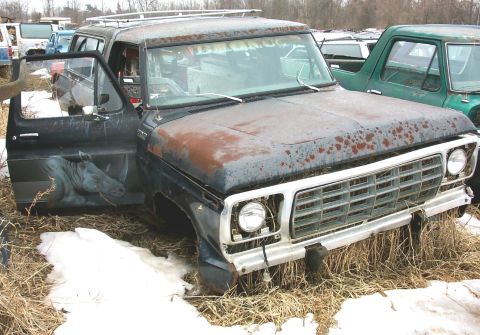 1978 Ford Bronco - Custom Rino paint job