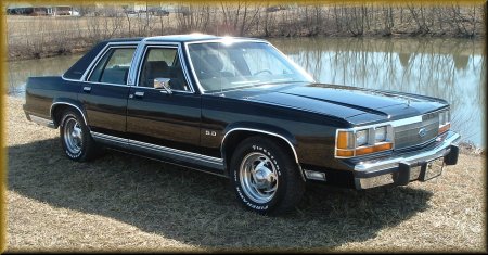 1989 Ford Crown Victoria LTD - 26
