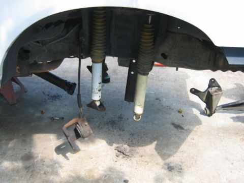 1992 Ford Bronco - getting ready to remove the coil buckets.