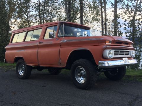 1962 Chevrolet Suburban photo