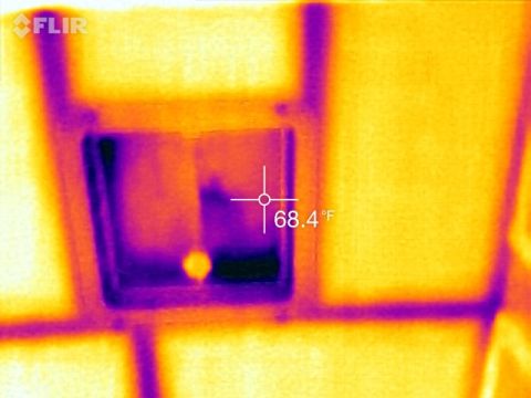 1995 Chevrolet P30 1 Ton - Step Van - A thermal image shows a temperature reading of 68.4°F in a rectangular area with purple and yellow coloring, indicating temperature variati…