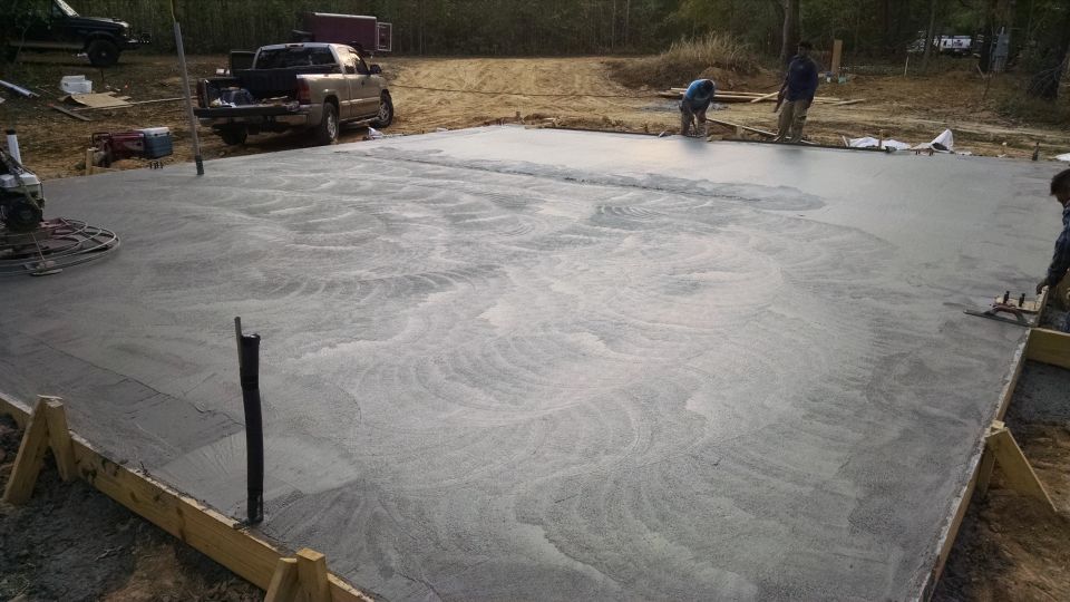 4 hours later, it was barely tight enough to start trowelling.